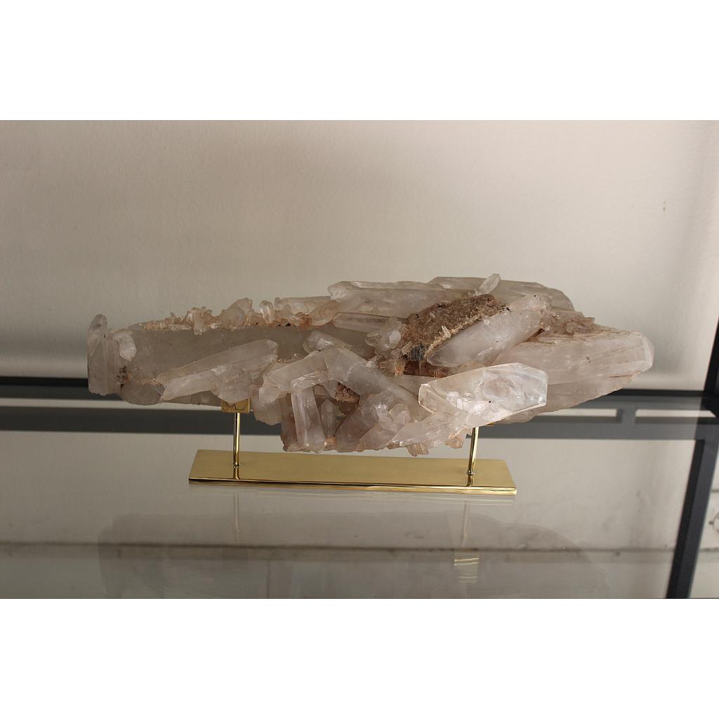 PRISME CRISTAL SUR SOCLE LAITON 