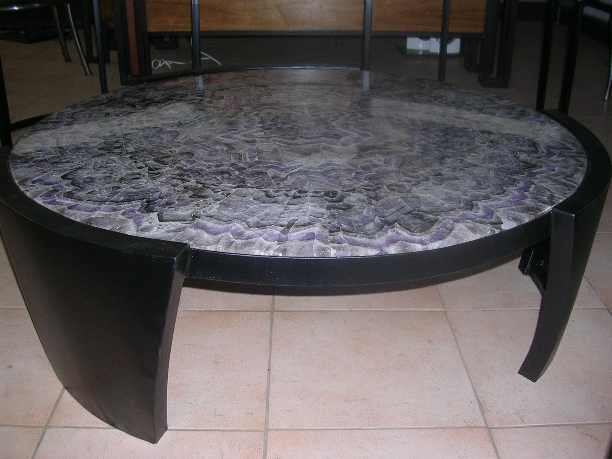 Table salon plateau amethyste
